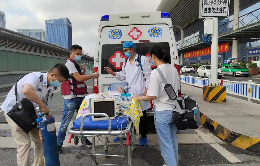 万载县救护车出租公司